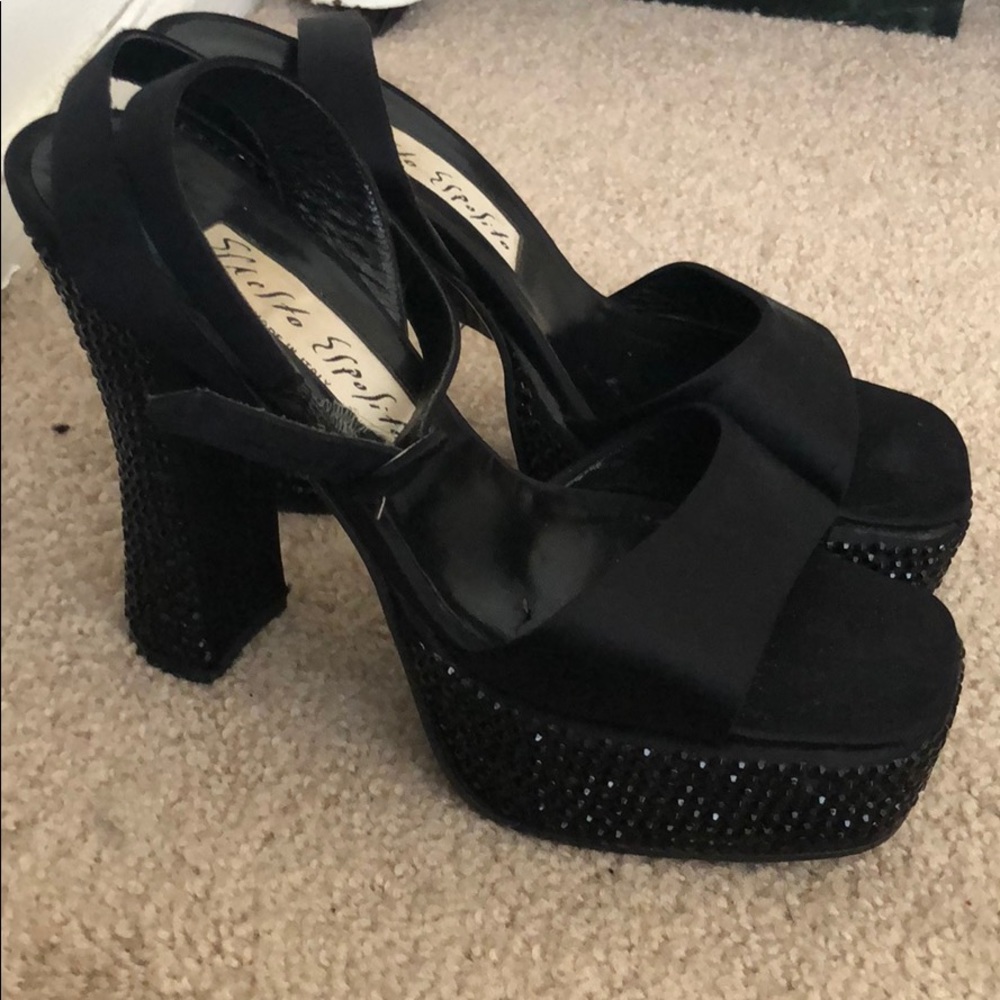 Ernesto Esposito size 36.5, 5 “ heels